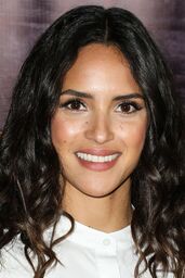Adria Arjona