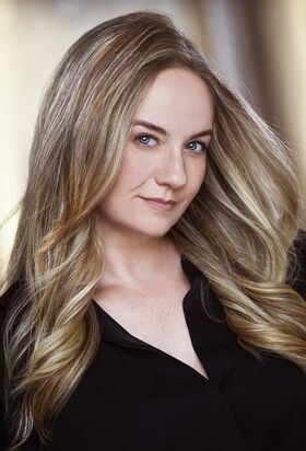 Naomi Hewer