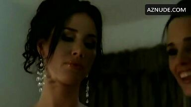 Diana Kauffman Lesbian Scene in Crooked