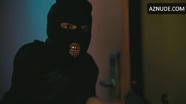 Whores interrupted during oral and orgy