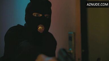 Whores interrupted during oral and orgy