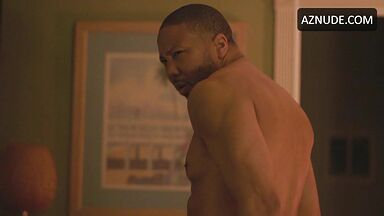 Whores interrupted during oral and orgy