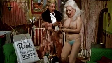 Liz Renay Big Boobs scene in Desperate Living