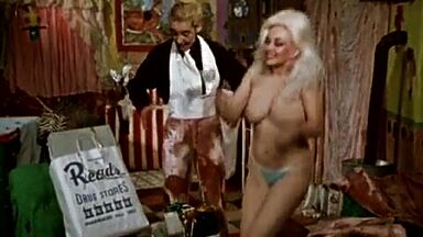 Liz Renay Big Boobs scene in Desperate Living