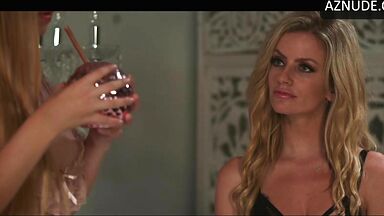 Moxie Owens naked in Girl Lost: A Hollywood Story