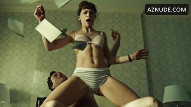 Tatiana Maslany dancing naked in Orphan Black
