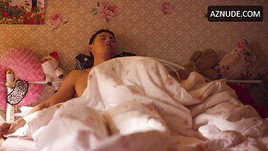 Thanaporn Rattanasasiwimon Scene in 6Ixtynin9: The Series