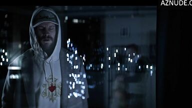 Liliya Moisyeyeva, Sonia Bohosiewicz Sex Scene in Other People