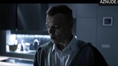 Liliya Moisyeyeva, Sonia Bohosiewicz Sex Scene in Other People