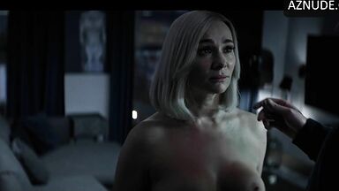 Liliya Moisyeyeva, Sonia Bohosiewicz Sex Scene in Other People