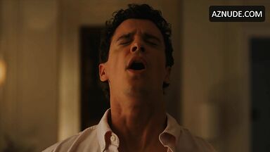 Simona Tabasco blowing dick in The White Lotus