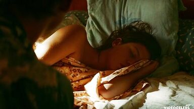 Adele Exarchopoulos sex scene in Revenir (2019)