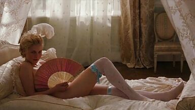 Kirsten Dunst naked and having sex in Marie Antoinette (2006)