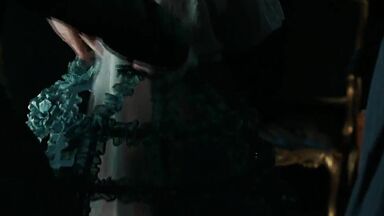 Kirsten Dunst naked and having sex in Marie Antoinette (2006)