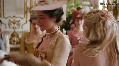 Kirsten Dunst naked and having sex in Marie Antoinette (2006)