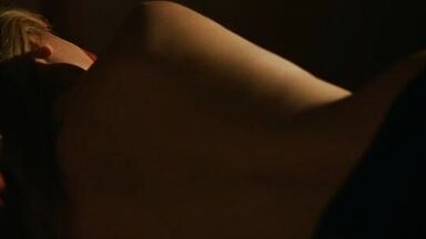 Asia Argento and Miriam Giovanelli nude and sex scenes in Drifters (2011)