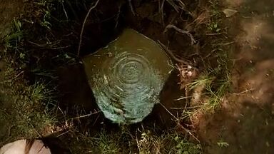 Lauren Ashley Carter sex scene in Jug Face (2013)