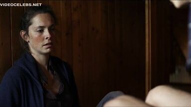 Lucy Wirth naked in Schwarzer Panther (2014)