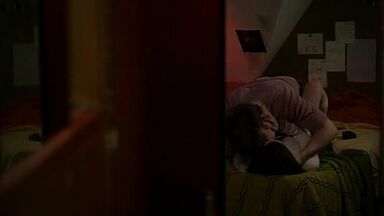 Maisie Williams sex scene in The Falling (2014)