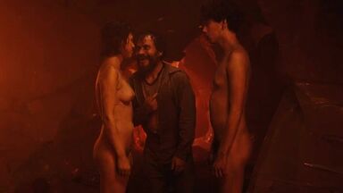 Maria Evoli and Maria Cid sex scenes in Tenemos la carne (2016)
