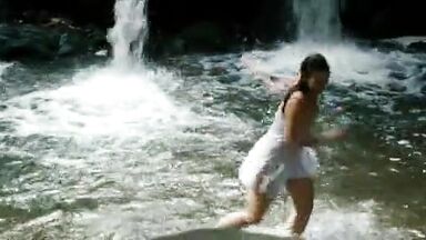 Peri Baumeister sex scene in Tabu-Es ist die Seele ein Fremdes auf Erden (2011)