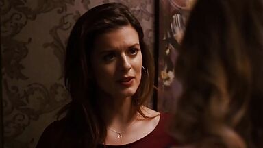 Priscilla Faia and  Rachel Blanchard lesbic scene in You Me Here