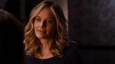 Priscilla Faia and  Rachel Blanchard lesbic scene in You Me Here