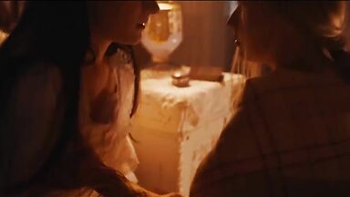 Dana Droppova and Radka Caldová in Slúžka (The Chambermaid)