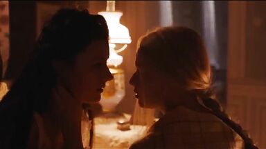 Dana Droppova and Radka Caldová in Slúžka (The Chambermaid)