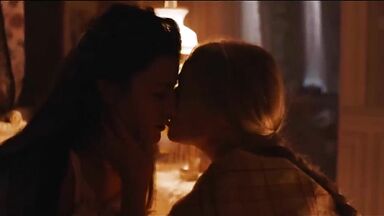 Dana Droppova and Radka Caldová in Slúžka (The Chambermaid)