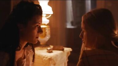 Dana Droppova and Radka Caldová in Slúžka (The Chambermaid)