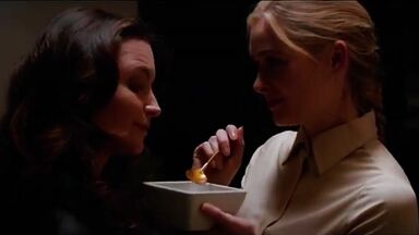 Kristin Davis and Greer Grammer in Deadly Illusions
