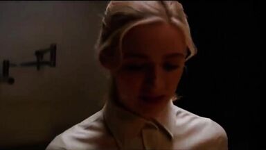 Kristin Davis and Greer Grammer in Deadly Illusions