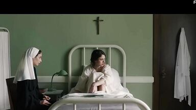 Margaret Qualley and Rebecca Dayan lesbic encounter in Novitiate (2017)