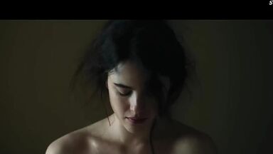 Margaret Qualley and Rebecca Dayan lesbic encounter in Novitiate (2017)