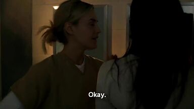 Taylor Schilling and  Laura Prepon as lesbians in Orange Is the New Black