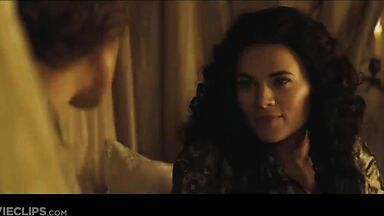 Hayley Atwell and Keira Knightley, The Duchess