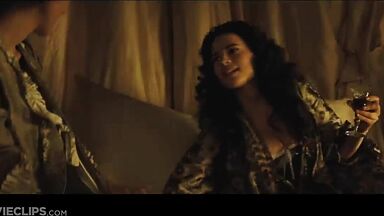 Hayley Atwell and Keira Knightley, The Duchess