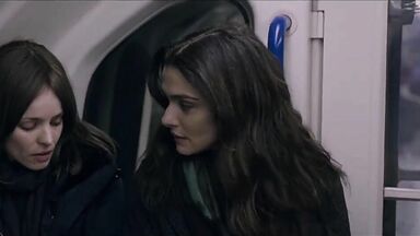 Rachel Weisz and Rachel McAdams lesbians in Disobedience