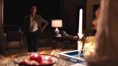 Tori Anderson and Yasmine Al-Bustami lesbic scene in NCIS Hawai