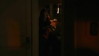 Thomasin McKenzie and  Anne Hathaway lesbians in Eileen (2024)