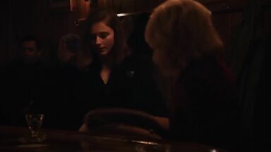 Thomasin McKenzie and  Anne Hathaway lesbians in Eileen (2024)