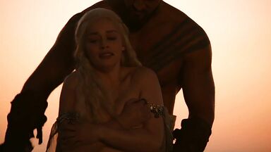 Naked Emilia Clarke- Game of Thrones (Nude-Sex-Hot Scenes)