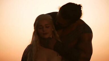 Naked Emilia Clarke- Game of Thrones (Nude-Sex-Hot Scenes)