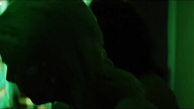 Mariana Di Girolamo and Paola Giannin hot lesbian scenes, Ema