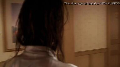 Rhona Mitra rape in Hollow Man