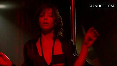 Jessica Biel making a hot strip tease