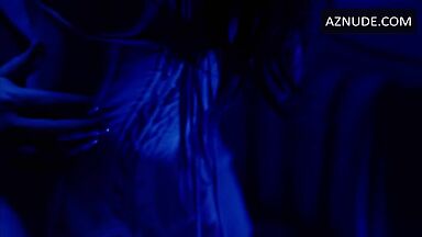 Recieving a lapdance from Jessica Biel