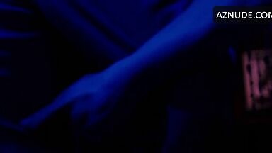 Recieving a lapdance from Jessica Biel