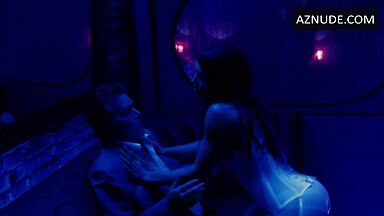 Recieving a lapdance from Jessica Biel